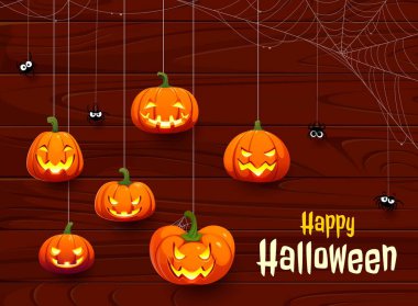 Ahşap bir arka planda kabak oyulmuş bir Cadılar Bayramı afişi asılı. Ürkütücü örümcekler, örümcek ağları, ürkütücü yüzlü balkabağı fenerleri. Cadılar Bayramı korku gecesi bayram tebrik kartı