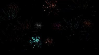 Canlandırılmış havai fişekler, 2026 yılını 4k 'lık parlak neon renkleriyle aydınlatır.