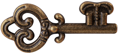 Altın kalp şekilli anahtar