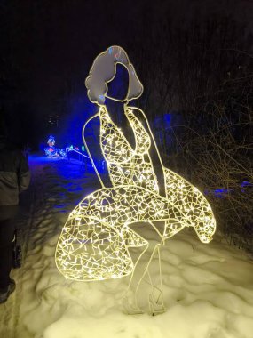 Lumina ve Dino Parkı, Dzban, Praha