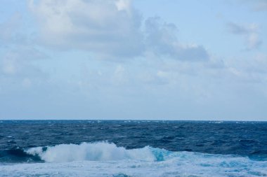 mavi deniz su dalgaları