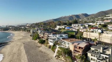 Laguna Plajı, Kaliforniya, ABD - Orange County 'deki Pasifik Sahil Otoyolu' nun Hava Görüntüsü