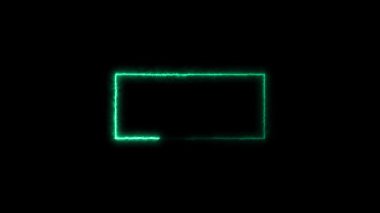 Sahne ışıklarıyla koyu arkaplanda yeşil ışık