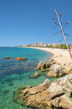 Akdeniz kıyısındaki Playa de Aro tatil beldesi, Costa Brava, Katalonya, Girona Eyaleti, İspanya