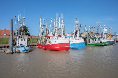 Ems Nehri, Rheiderland, Doğu Frisia, Leer, Aşağı Saksonya, Almanya 'da Balıkçı Köyü