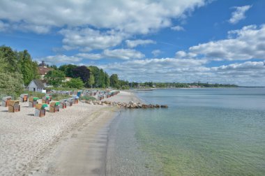 Almanya 'nın kuzeyinde Schleswig-Holstein eyâletinde, Baltık Denizi kıyısındaki Haffkrug tatil beldesinde