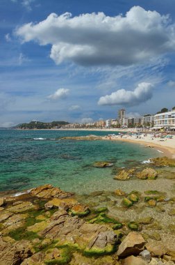 Akdeniz kıyısındaki Lloret de Mar Tatil Köyü, Costa Brava, Katalonya, İspanya