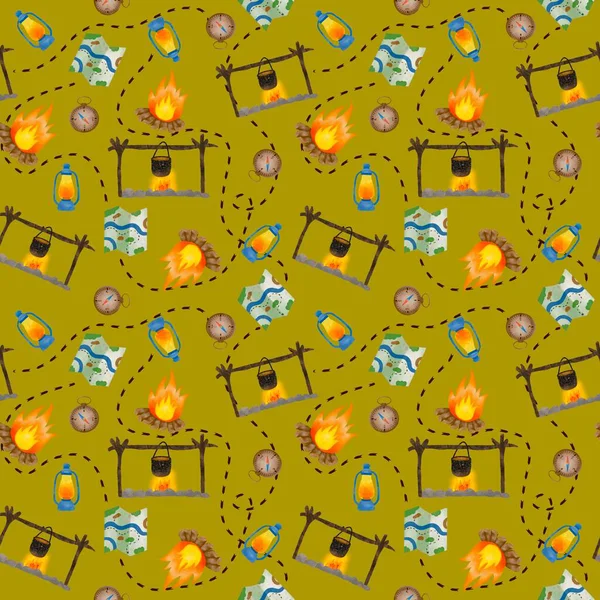   Yeşil arka planda kamp elementleri olan kusursuz bir model.