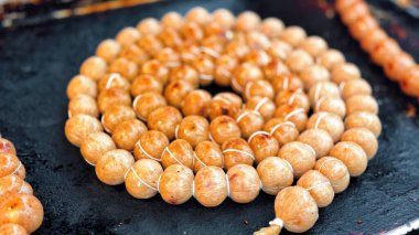  Sokak Gıda Dükkanında Sosis Izgara, Tayland sokak yemekleri, Geleneksel Sosis