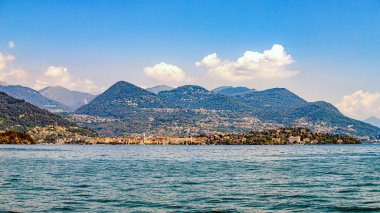 Lombardia 'daki Lago Gölü Maggiore Kuzey İtalya