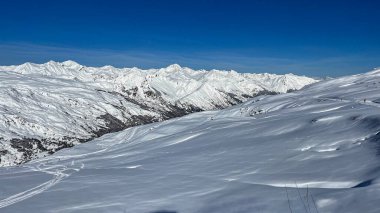 Fransız Alp Dağları Kışın kar yağar