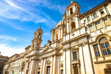 Catania, İtalya 'daki kutsal üçlünün leydisinin bazilikası.