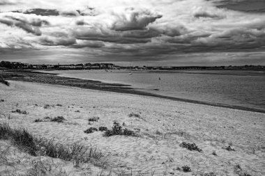 Dublin 'e yakın İrlanda kıyılarındaki deniz feneri ve deniz manzarası çok güzel.