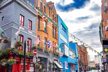 Dublin 'e yakın İrlanda kıyılarındaki deniz feneri ve deniz manzarası çok güzel.