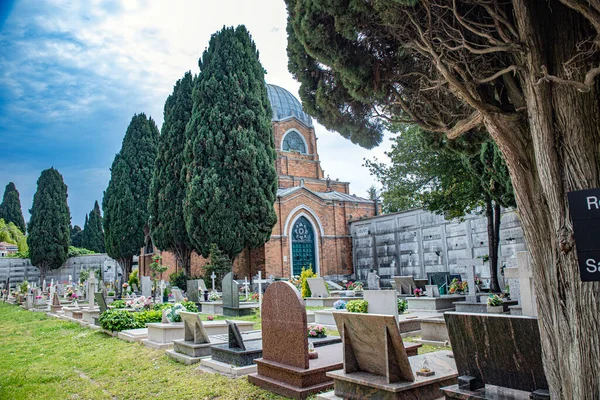 Venedik şehir sokakları İtalya 'da kanallar ve anıtlar