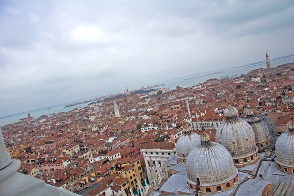 Venezia Venedik Şehri anıtları ve İtalya Kanalı