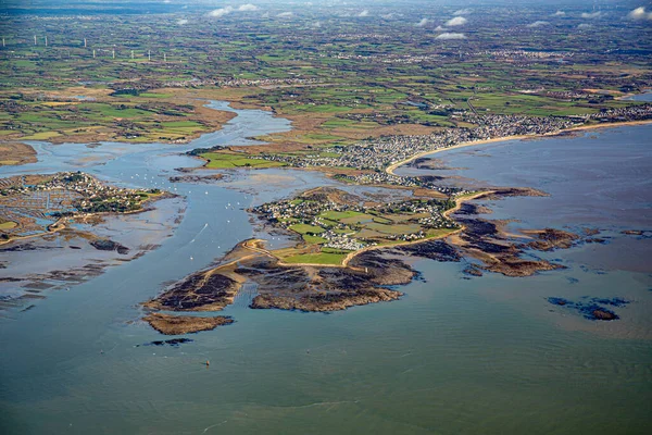 Atlantik Okyanusu 'ndaki Atlantik kıyı şeridi ve ada