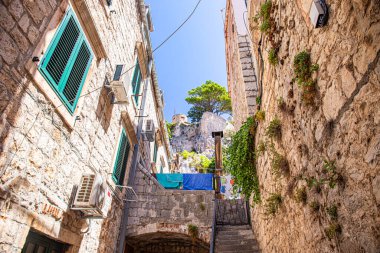 Adriyatik Akdeniz 'de Hırvatistan' da Dalmaçya kıyıları