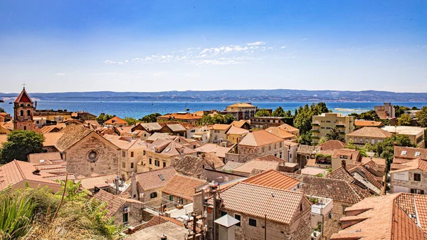 Adriyatik Akdeniz 'de Hırvatistan' da Dalmaçya kıyıları