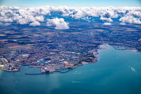 Fransız Atlantik Okyanusu 'ndaki Yeu Adası hava manzarası