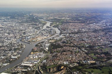 Fransa 'nın batısında Dünya ve gökyüzü için ödenen Nantes şehri