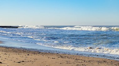 İspanyol okyanus dalgaları ve plajları