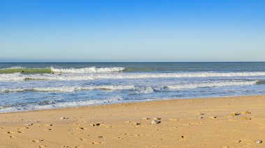 İspanyol okyanus dalgaları ve plajları