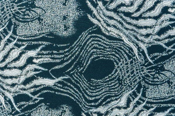 Metalik lurex iplikleri ve soyut dalga desenli dekoratif mavi yakut kumaş, arka plan, döşeme, perdeler ve yastıklar için mükemmel