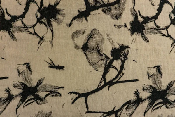 Detaylı bej dokunmuş tekstil yüzeyi soyut çiçekli ve böcek motifli tek renkli fırça darbesi tasarımı. Modern tekstil veya yüzey sanatı için arka plan