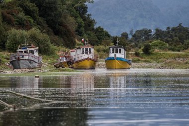 Chiloe, Şili ahşap balıkçı tekneleri, Güney Amerika 'da gezmek.
