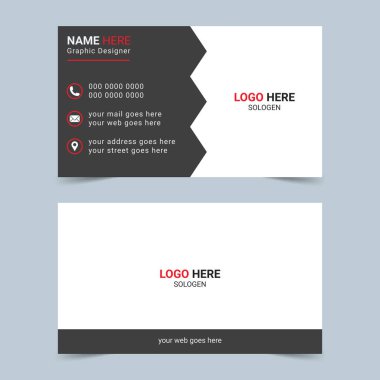 Solunda koyu gri, sağında beyaz paneli olan iki taraflı bir kartvizit. Kırmızı ve beyaz metin ve simgeler görünür.