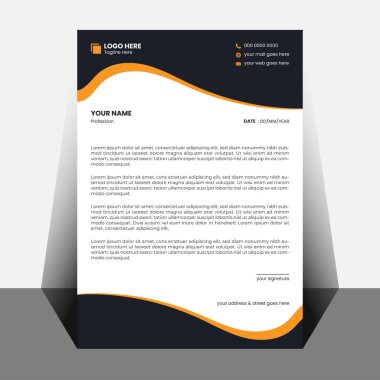 İsim, meslek, tarih, imza ve iletişim detayları için yer tutucu metin içeren beyaz antetli bir şablon üzerinde koyu mavi ve turuncu dalgalı tasarım.