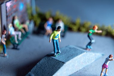 Oraya gitmeye cesaret edebilir mi?