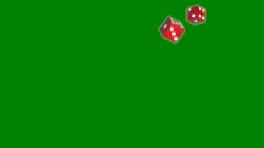 yeşil ve kırmızı zarlar yeşil arkaplanda