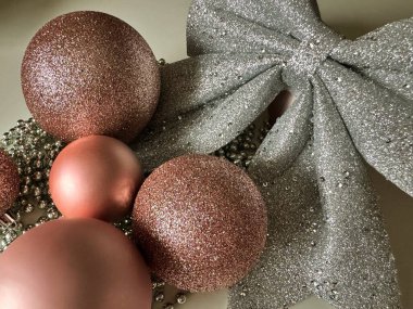 Tatil için evi dekore ediyorum. Yeni Yıl ve Noel 2026.