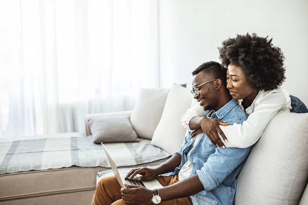 Happy African American Couple Using Laptop Receive Good News Online — Stock fotografie