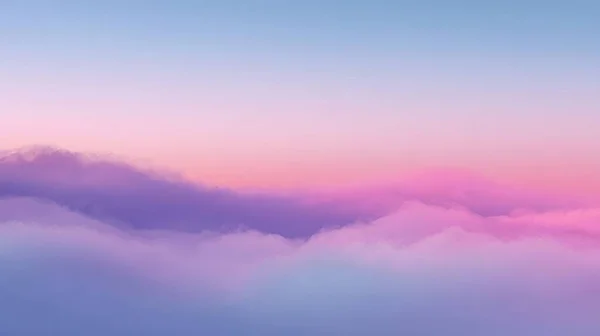 Şafakta pastel renkler, sakin sabah gökyüzü usulca boyanmış, sakin sabah manzarası yumuşak pastel gölgelerle dolu, sakin gündoğumu sakin ve huzurlu gökyüzü üzerindeki pastel renkleri resmediyor.