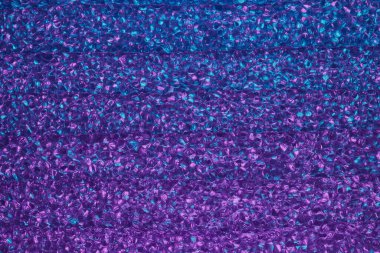 Ön planda yakalanan yüksek yoğunluklu plastik köpük malzemesi onun güçlü ve hafif doğasını vurguluyor..