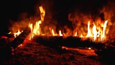 Yangında yanan kömürlerin