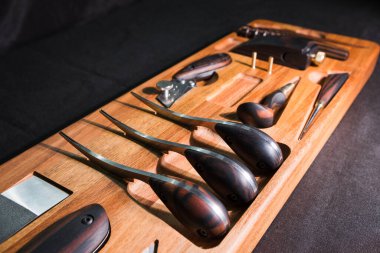 Tanner aletleri. Kayak bıçakları..