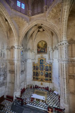 San Juan de los Reyes Manastırı, Toledo 'da Isabelline tarzı bir manastır. Toledo, İspanya - 30 Nisan 2024.