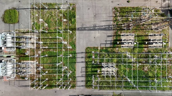 Elektrik dağıtım istasyonunun hava görüntüsü