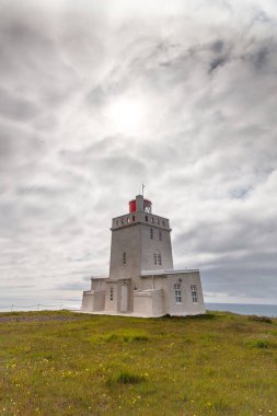 Dyrholaey Deniz Feneri, Dyrholaey Sahili Bulutlu bir günde, Güney İzlanda, İzlanda