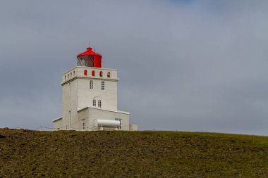 Dyrholaey Deniz Feneri, Dyrholaey Sahili Bulutlu bir günde, Güney İzlanda, İzlanda