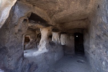 Georgia 'daki antik mağara şehri Uplistsikhe' nin mağaraları