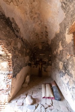 Tarihî Uplistsulis Eklesia Kilisesi 'nin içi. Gürcistan' daki antik Mağara Şehri Uplistsikhe 'nin kilisesi.