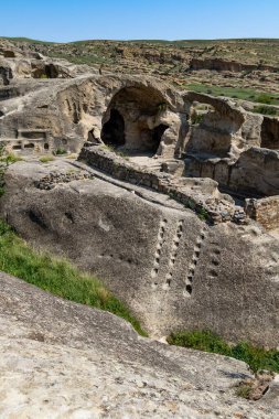 Gürcistan 'daki Antik Mavi Gök Mağara Şehri 