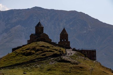 Gergeti Trinity Kilisesi, Kafkasya Dağları, Gürcistan 
