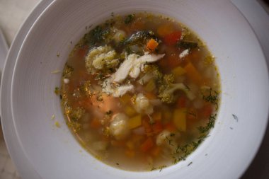 Çorba Kaseli Zarif Restoran Masası