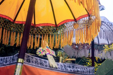 Bali Tapınağında Geleneksel Tören Dekorasyonları